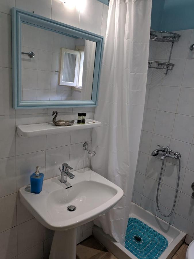 Helena'S Rooms Kassiopi Dış mekan fotoğraf